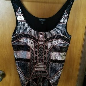 Women's sequenced tank